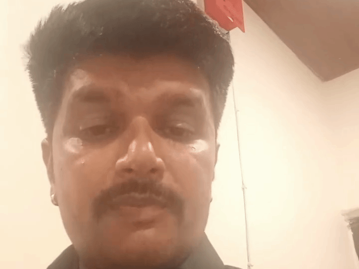 वकील बृजकिशोर पांडे ने वीडियो में सालिगराम से जमीन विवाद का जिक्र किया है.