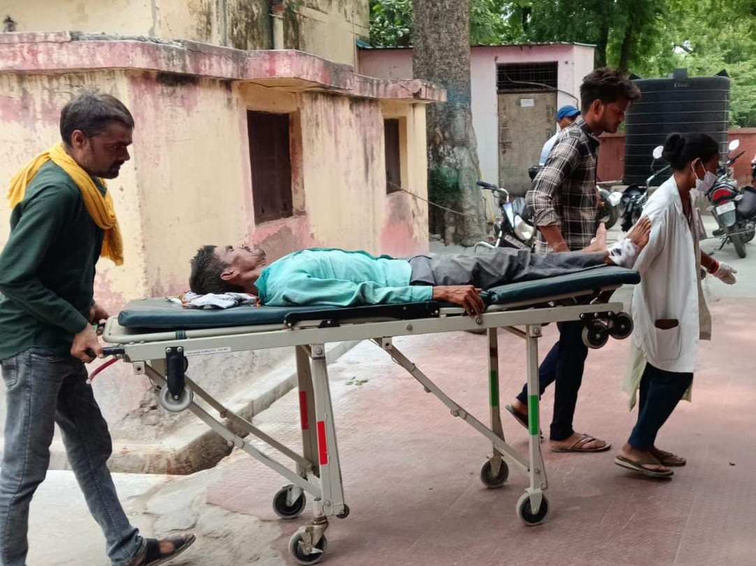 Fatehpur Road Accident | Bike Rider Injured In Collision With Vehicle