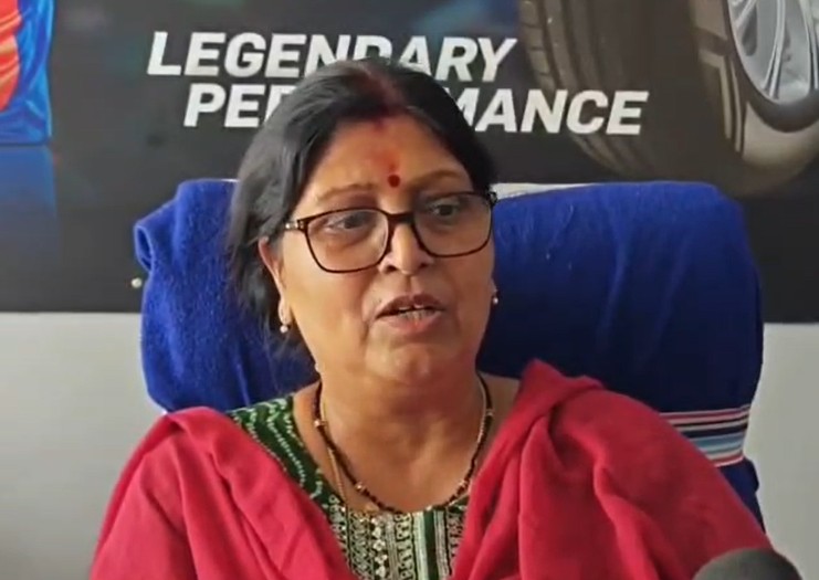 कोडरमा विधायक डॉ नीरा यादव ने इस मामले को गंभीर बताते हुए ग्रामीणों की सुरक्षा की मांग की है।