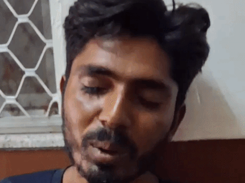 ये प्रसूता का पति किशनाराम है। इनका कहना है कि उन्हें पता ही नहीं था कि उम्मेद हॉस्पिटल से उसकी पत्नी को एमजीएच क्यों लेकर आए। यहां आने के बाद पता चला कि गलत खून चढ़ा दिया था।