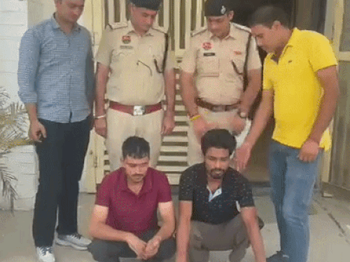 पानीपत पुलिस की गिरफ्त में दोनों आरोपी। - Dainik Bhaskar