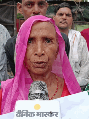 सब्जी विक्रेता कमला बोलीं, हमारी यहां पीढ़ियां गुजर गईं।