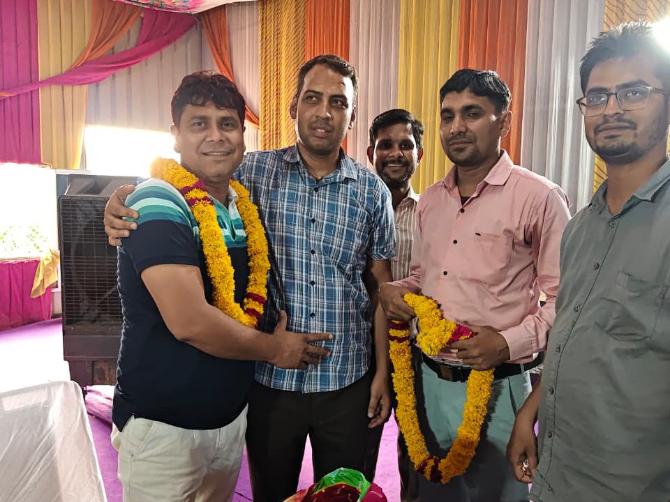 बोले- जनसेवा करना प्राथमिकता; ट्रांसफर हुए अधिकारियों को विदाई दी गई|सांभर (जयपुर),Sambhar (Jaipur) - Dainik Bhaskar