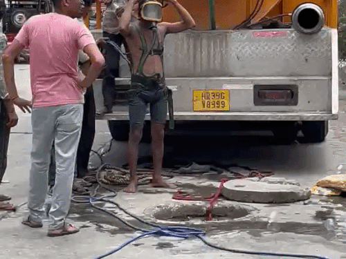 जहाज पुल पर हादसा, दम घुटने की आशंका; UP का रहने वाला|हिसार,Hisar - Dainik Bhaskar