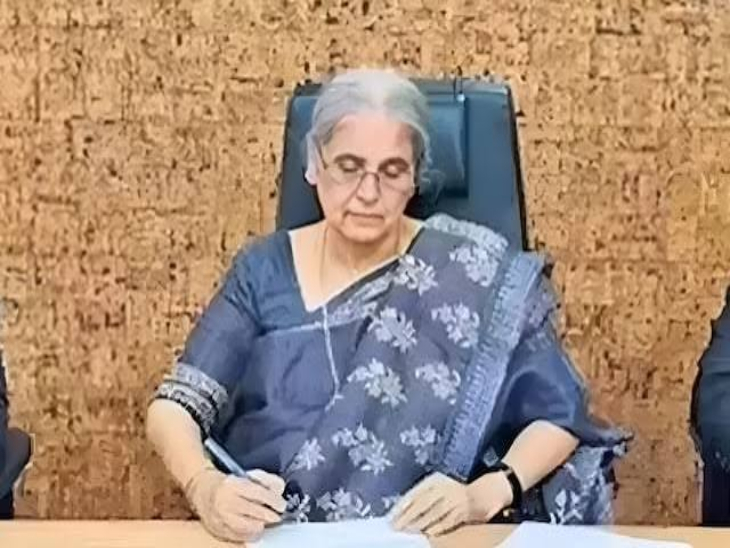 समिति की अध्यक्ष रिटायर्ड जस्टिस रंजना प्रकाश देसाई होंगी।