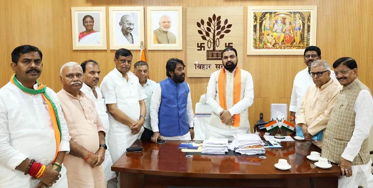 उच्च शिक्षा विधेयक को लेकर विधान परिषद के सदस्यों ने मुख्यमंत्री सम्राट चौधरी से मुलाकात की।