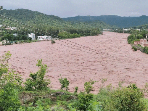 Due to continuous heavy rainfall in Jammu and Kashmir's Rajouri district and Pir Panjal region, the Manawar river is in spate.