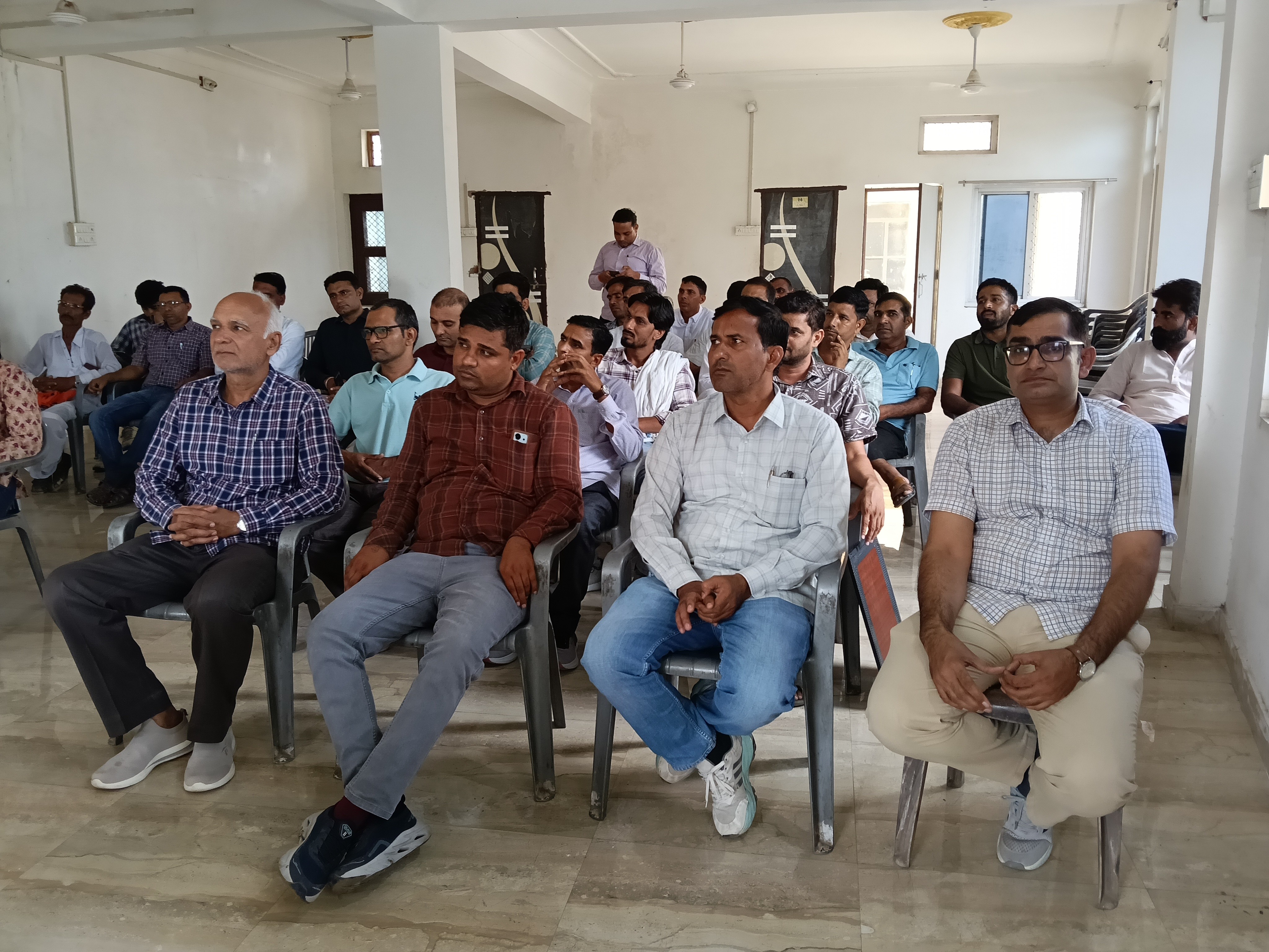 सरकार की शिक्षा और शिक्षक संबंधी नीतियों पर सवाल उठाए,कहा- नई शिक्षा नीति उद्देश्य सस्ते श्रमिक तैयार करना