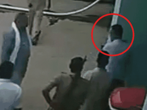 रिंकू सिंह राही ने ब्लॉक प्रमुख के साथ धक्का-मुक्की की थी।