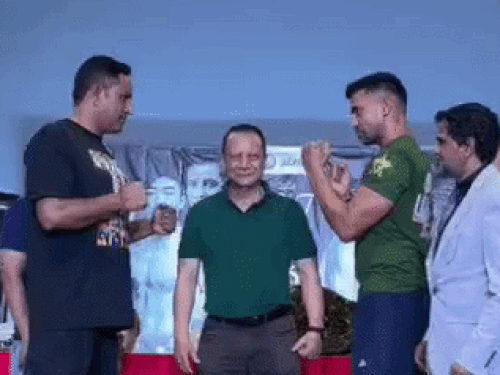 दोनों देशों के खिलाड़ियों के बीच होने वाले इस हाई-वोल्टेज मुकाबले को लेकर खेल प्रेमियों में जबरदस्त उत्साह है।