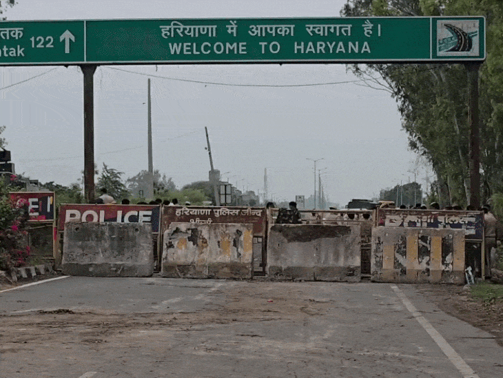 हरियाणा-पंजाब सीमा पर स्थित दाता सिंह वाला बॉर्डर पर पुलिस ने लगाई बैरिकेडिंग। - Dainik Bhaskar