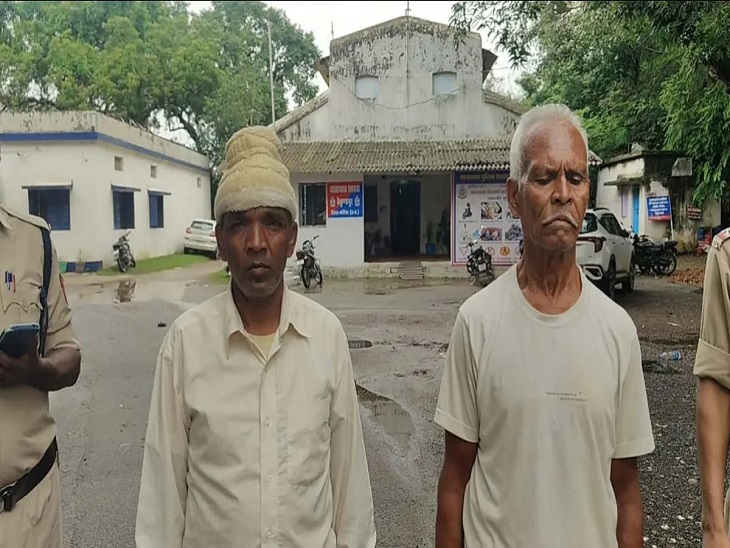 गोंडवाना नेता रमेश टेकाम और उसके जीजा दरोगा सिंह को गिरफ्तार कर लिया गया है।