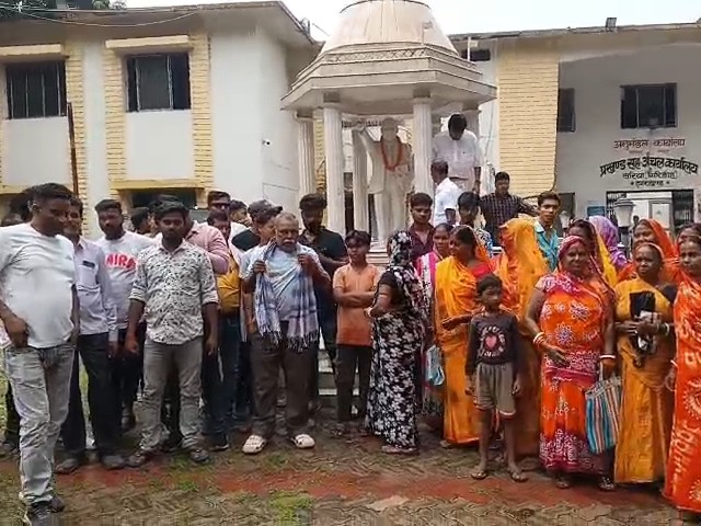 संघर्ष मोर्चा ने दिया 48 घंटे का अल्टीमेटम, आंदोलन तेज करने की चेतावनी|गिरिडीह,Giridih - Dainik Bhaskar