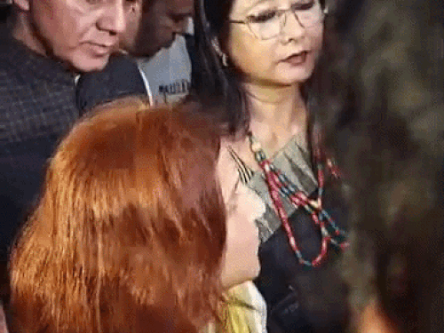 मेडिकल टीम से हेल्थ अपडेट लेकर लौटे; सोनम ने VIDEO जारी कर अनशन तोड़ने की शर्त बताई|गुरुग्राम,gurugram - Dainik Bhaskar