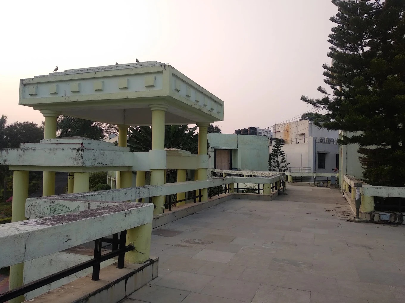 यहां खुलने जा रहे संस्थान में SRFTI अपने अनुभवी प्रोफेसर्स और तकनीकी स्टाफ को रांची भेजेगा, जो सीधे छात्रों को गाइड करेंगे।