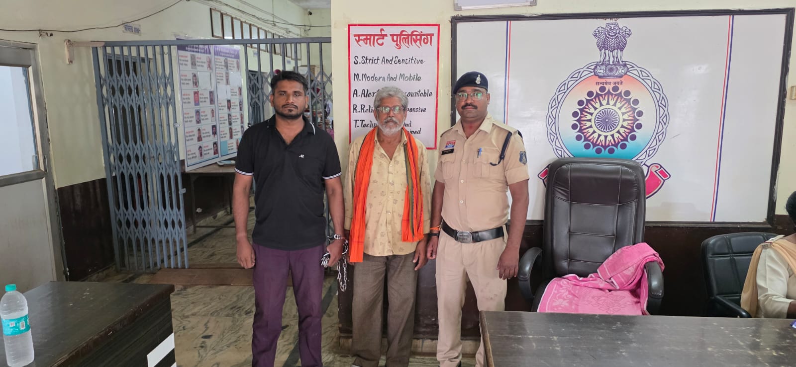 पुलिस ने आरोपी ससुर और पति को किया गिरफ्तार।