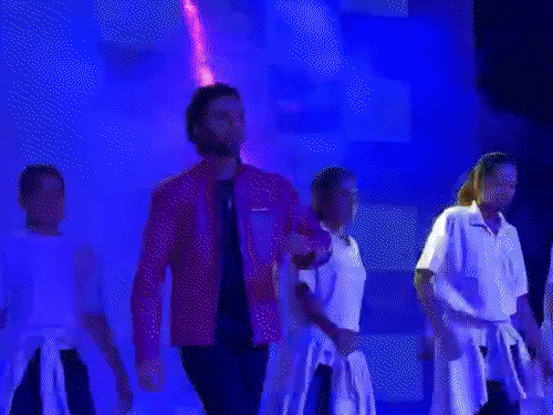राघव जुयाल ने स्लो मोशन में अपना डांस दिखाया।