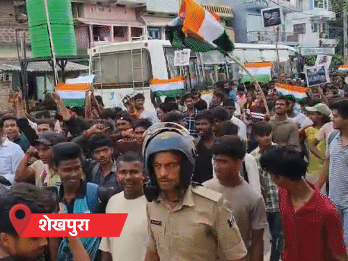 बेगूसराय में वाटर कैनन तैनात, कटिहार में DM ऑफिस का घेराव, शेखपुरा और मुंगेर में नारेबाजी|बिहार,Bihar - Dainik Bhaskar