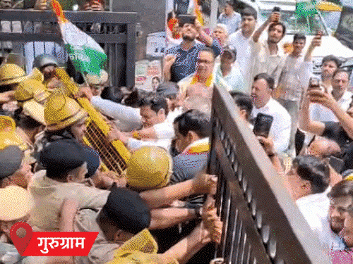 बिहार के कटिहार में स्टूडेंट्स पर लाठीचार्ज, ईंट-पत्थर चले, हरियाणा के गुरुग्राम में पुलिस से भिड़े कांग्रेसी|देश,National - Dainik Bhaskar