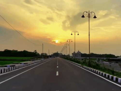 दोनों दौरे पर मुख्यमंत्री का फोकस रोड कनेक्टिविटी पर रहा।