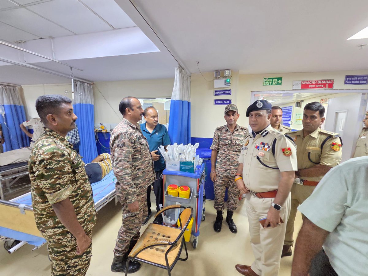 अभिजीत दीपके का आरोप- भाजपा के गुंडे पत्थरबाजी कर रहे: जंतर-मंतर पर पुलिस के खिलाफ नारे लगे; झड़प में 2 एसीपी जख्मी होने के मामले में FIR media 4fc645e2 f5dd 495f b119 da52640473d3 1784775841