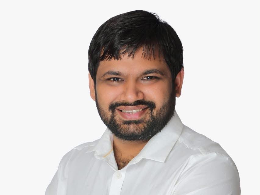 युवा कांग्रेस नेता दिव्यांशु मिश्रा अंशू।