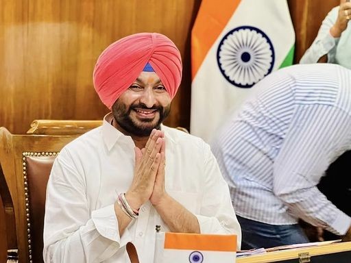 रवनीत बिट्टू केंद्र सरकार में रेल राज्य और खाद्य प्रसंस्करण उद्योग राज्य मंत्री थे। - Dainik Bhaskar