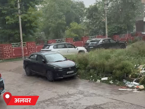 अलवर में हुई अच्छी बारिश के कारण दिनभर मौसम सुहावना बना रहा और लोगों को गर्मी से राहत मिली।