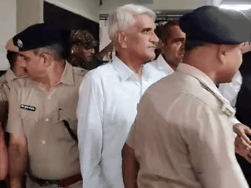पेपर लीक मामले में आरपीएससी (RPSC) के पूर्व सदस्य रामूराम राईका को 2024 में SOG ने गिरफ्तार किया था।