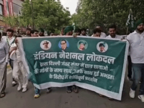 शिक्षा मंत्री के इस्तीफे की मांग; बोले- छात्रों-किसानों को दबाने का प्रयास कर रही सरकार|रोहतक,Rohtak - Dainik Bhaskar