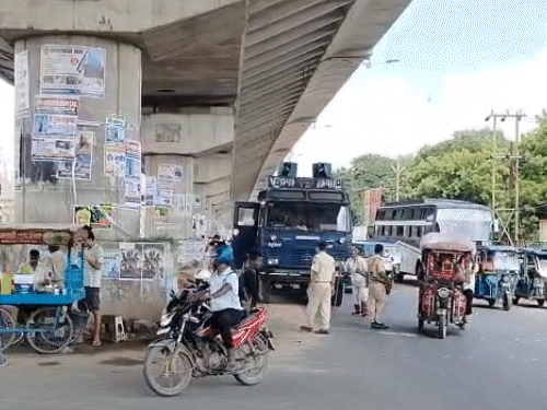 बेगूसराय में फिलहाल बंद का असर नहीं दिख रहा है।