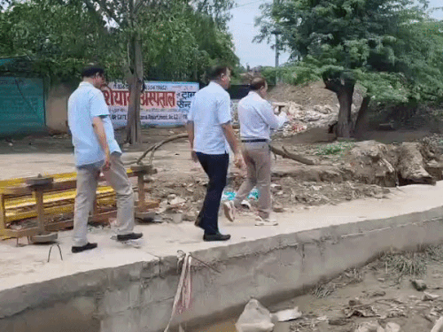 मोहना एलिवेटेड रोड का निर्माण कार्य जून 2024 में शुरू हुआ था।
