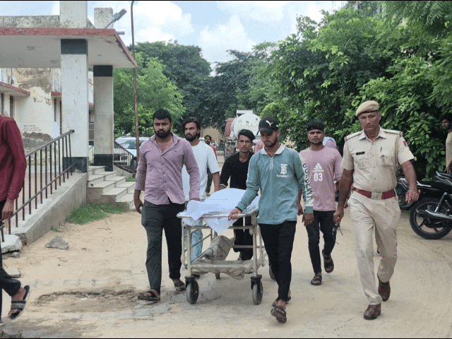 शव को बीडीके अस्पताल की मोर्चरी में रखवाया गया।
