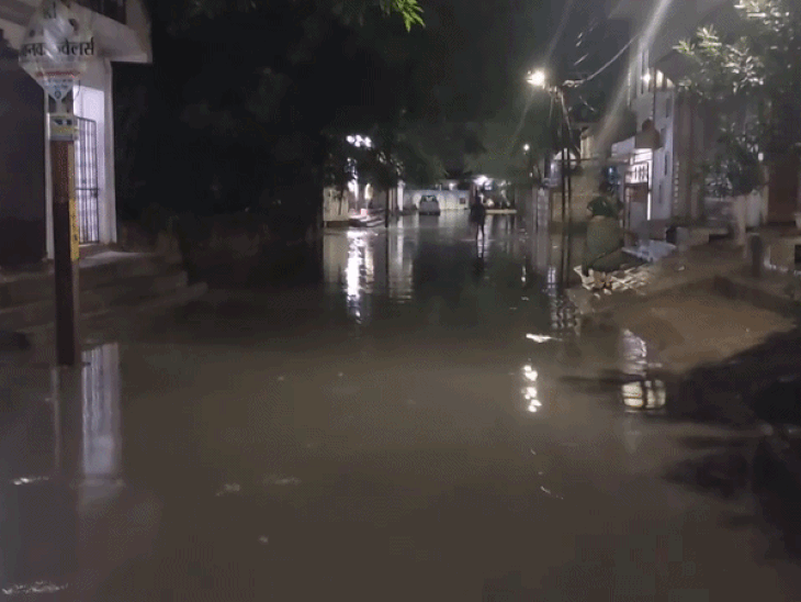 राहगीरों और वाहन चालकों की बढ़ी मुश्किलें