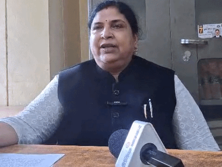 वकील कल्पना वर्मा ने कहा- आयोग में पहली बार एयरलाइन ने 'पक्षियों के हमले' का जिक्र किया