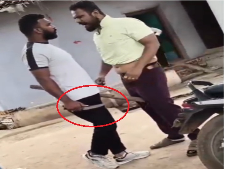 पैसा मांगने की विवाद पर हुआ था विवाद, आरोपी पर मारपीट का केस बनाकर थाने से छोड़ा|रायपुर,Raipur - Dainik Bhaskar