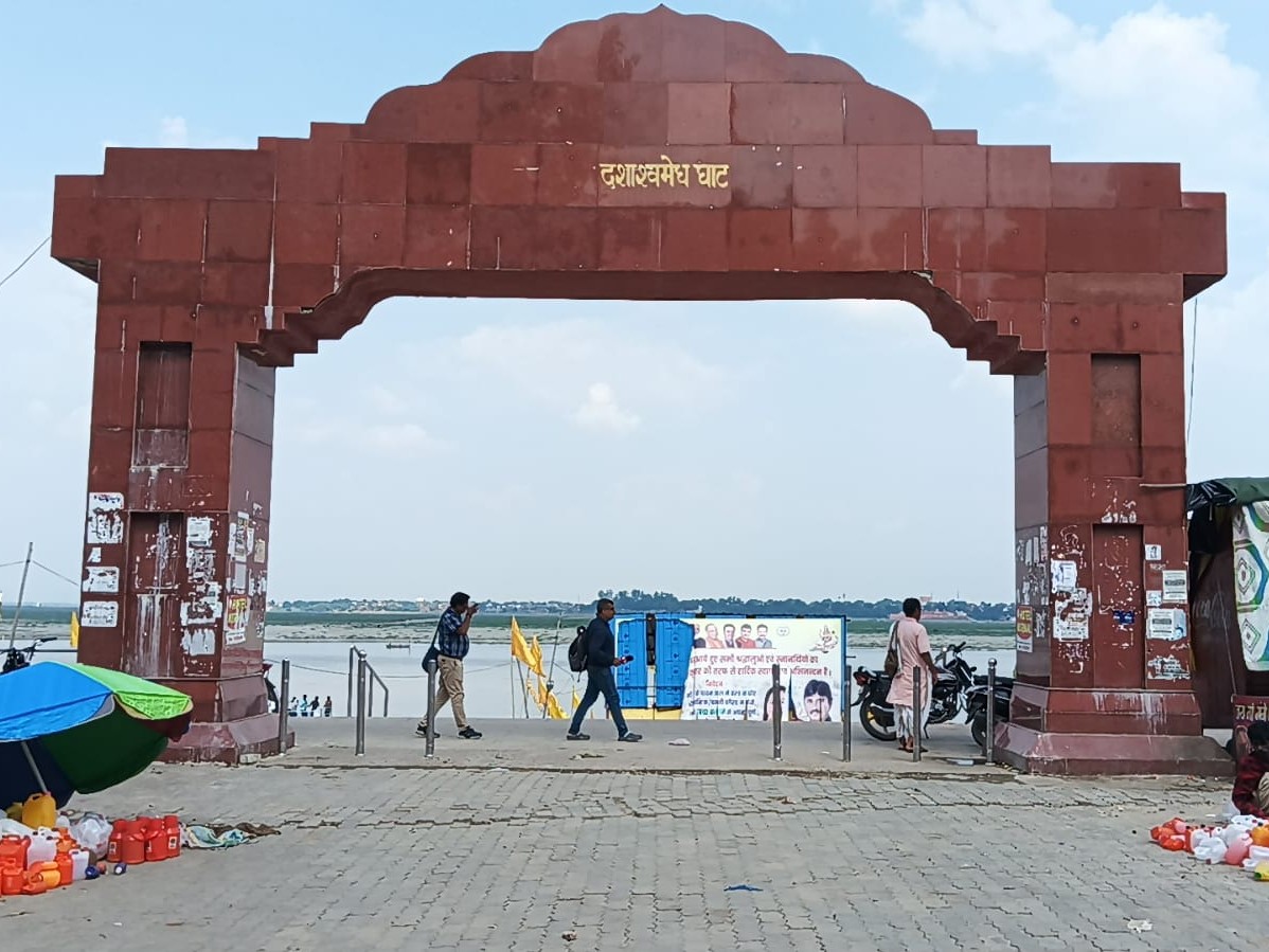 संगम और दशाश्वमेध घाट तैयार, कांवरिए भरेंगे गंगाजल; बाजारों में रौनक|प्रयागराज (इलाहाबाद),Prayagraj (Allahabad) - Dainik Bhaskar