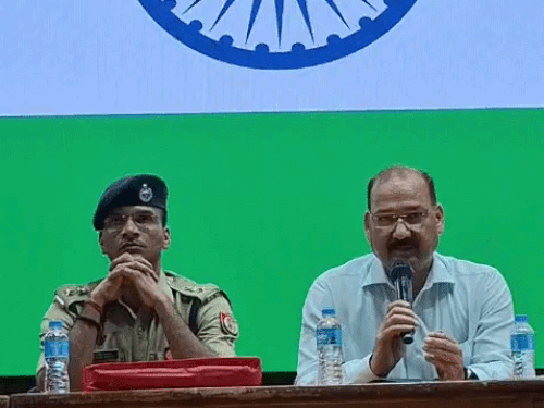 Latest फफूंदा(मेरठ) News (फफूंदा(मेरठ) न्यूज़): पढ़ें 27 जुलाई के ताज़ा  समाचार दैनिक भास्कर पर