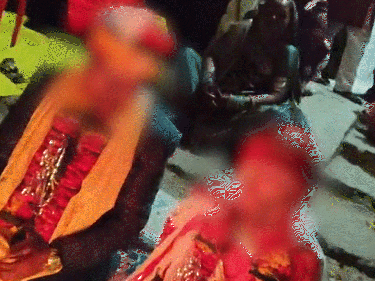 शादी हिंदू रीति-रिवाज से मंदिर में हुई