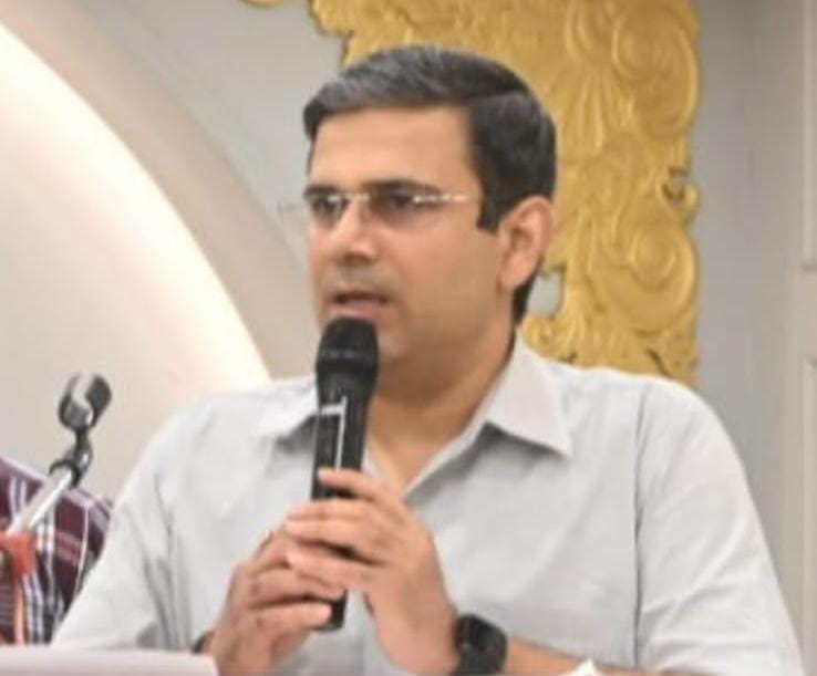 एडिशनल सीपी राजकरन नैयर ने पुलिस मित्रों को सेवाभाव, अनुशासन और संवेदनशीलता के साथ ड्यूटी करने के निर्देश दिए।