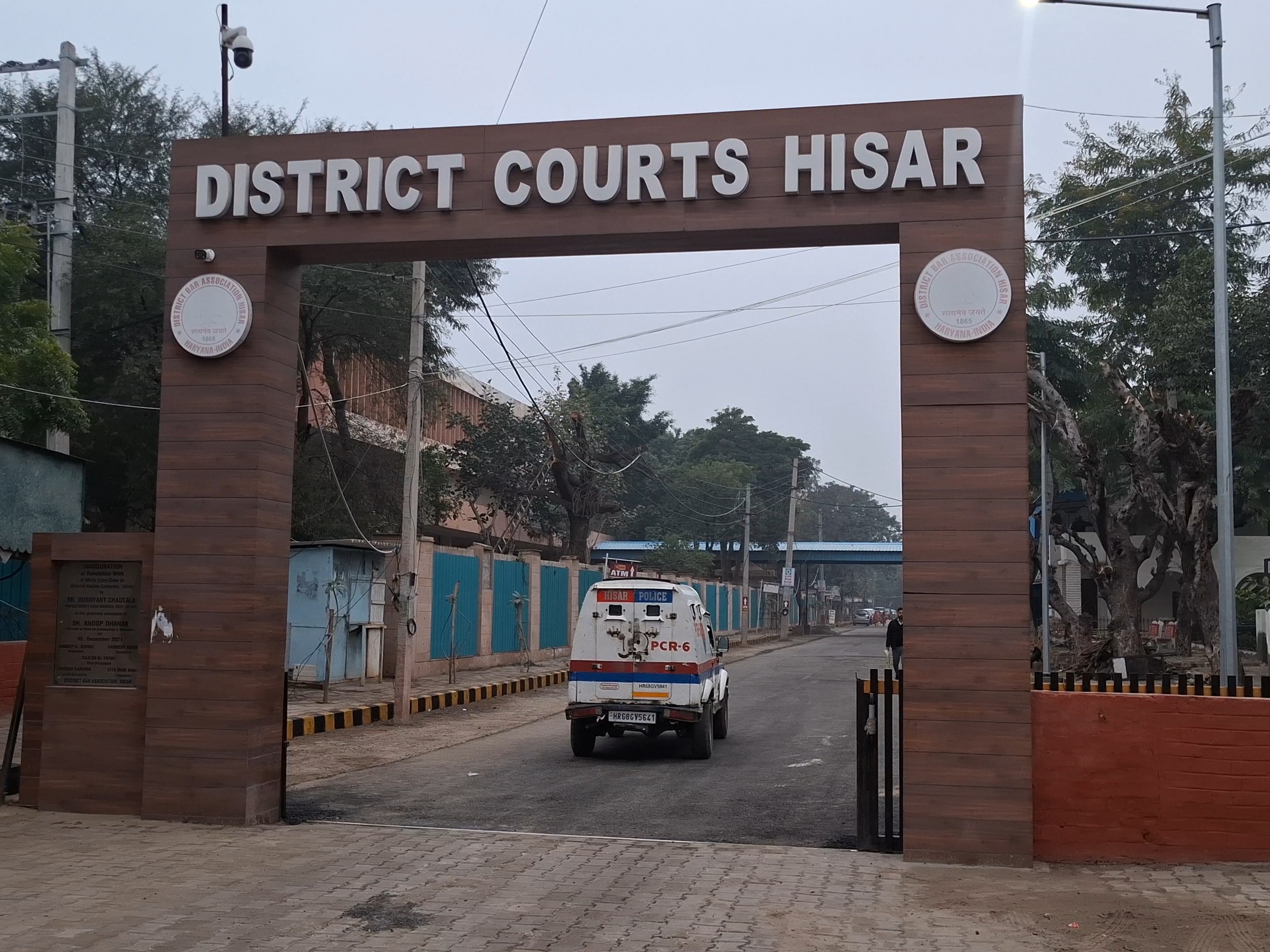 हिसार सेशन कोर्ट ने लूटपाट के 4 दोषियों को तीन-तीन साल कैद की सजा सुनाई है। - Dainik Bhaskar