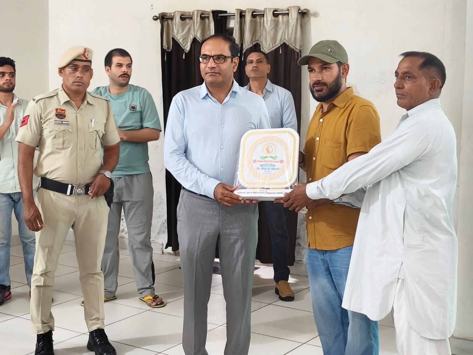 26 यूनिट ब्लड हुआ एकत्रित, एसडीएम बोले- एक यूनिट भी है जीवनदान|हांसी,Hansi - Dainik Bhaskar