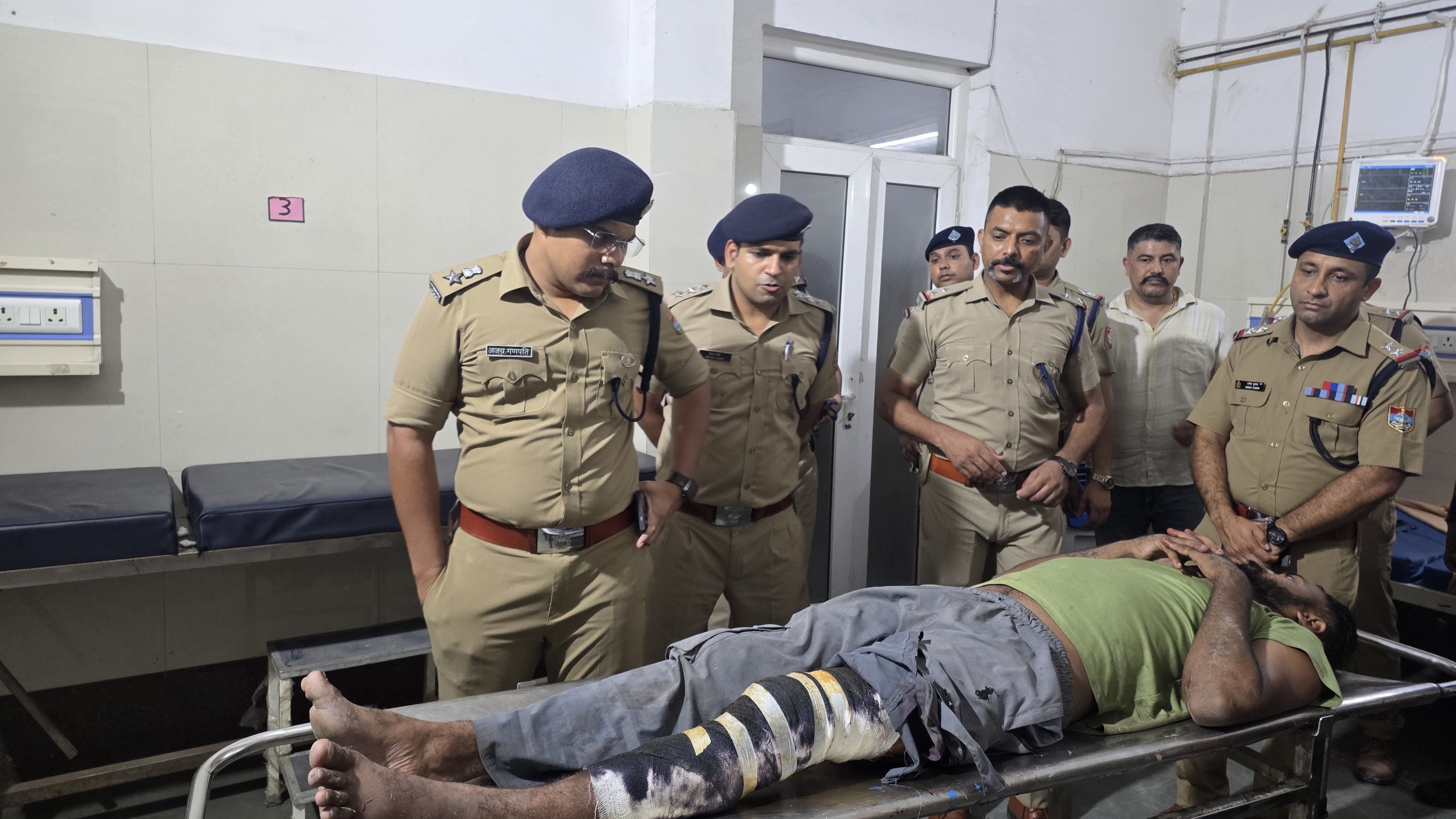 Udham Singh Nagar SSP Ajay Ganpati reached the district hospital to interrogate the accused.