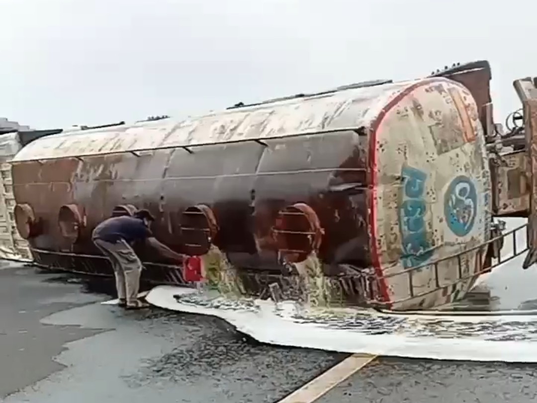 As soon as the tanker overturned on the Delhi-Mumbai Expressway, diesel started flowing.