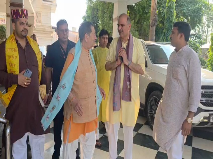 इंद्रेश कुमार ने कहा कि लाखों मुसलमान आज वंदेमातरम गाते हैं