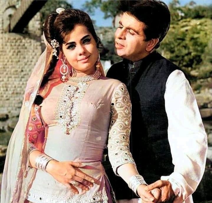Mumtaz with Dilip Kumar in the film Ram Aur Shyam.