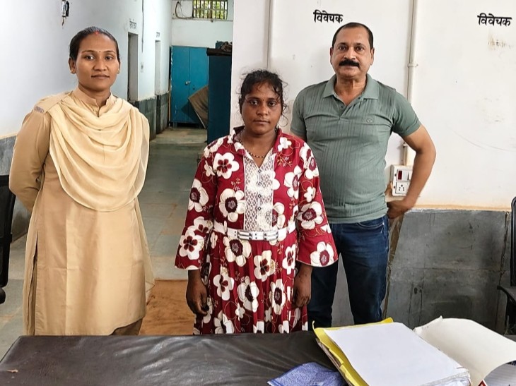 नशे में प्रेमिका का दबा रहा था गला,विरोध कर खुद घोंट दी गला,लाश बाड़ी में छोड़कर फरार|बिलासपुर (छत्तीसगढ़),Bilaspur (Chhattisgarh) - Dainik Bhaskar