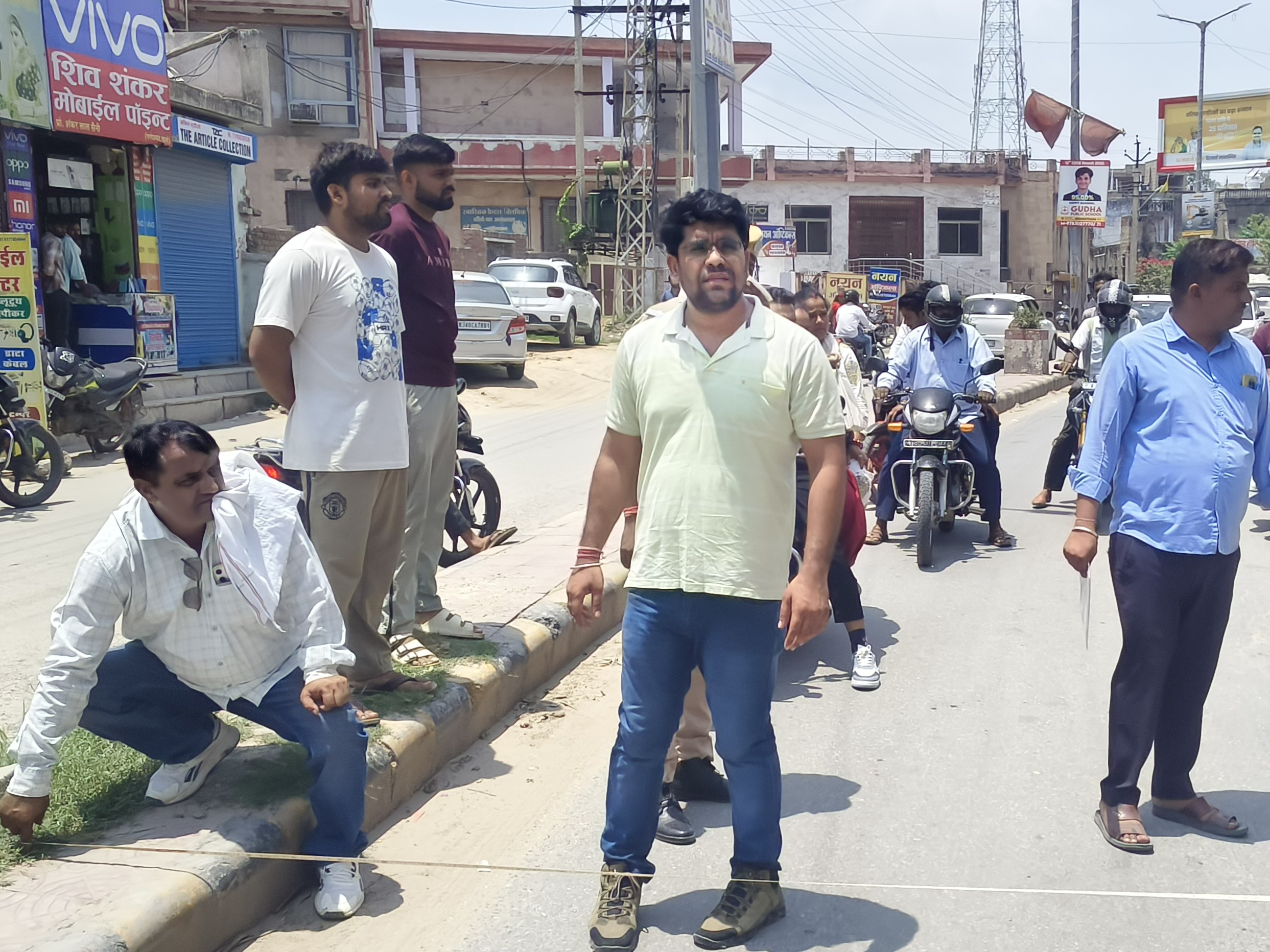 कार्रवाई से पहले प्रशासन ने अतिक्रमण हटाने की तैयारियां पूरी कर ली है।
