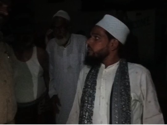 Police have taken the Maulana into custody.