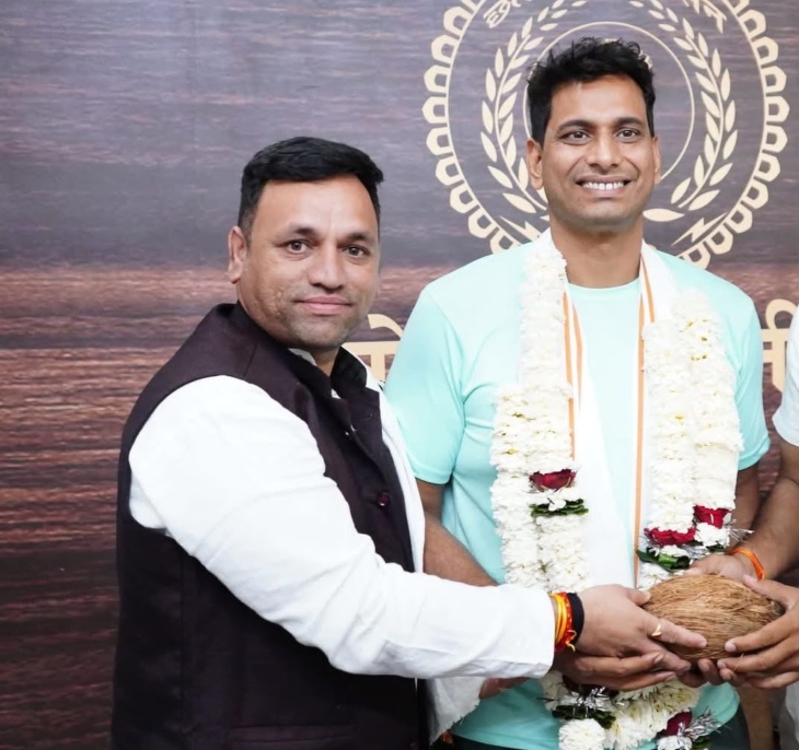 शैलेंद्र बंजारे को देवेंद्र यादव का समर्थन